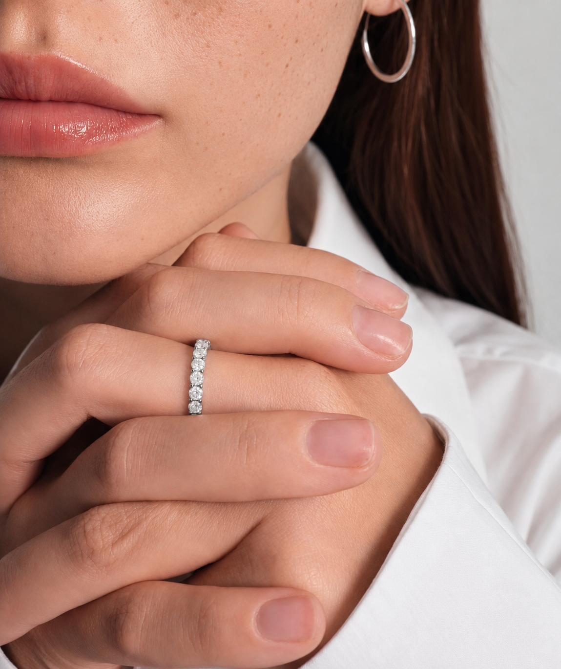 LUMI SEVEN STONE RING