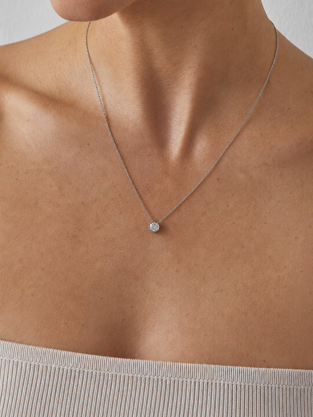 BEZEL DIAMOND NECKLACE (0.50 ct)