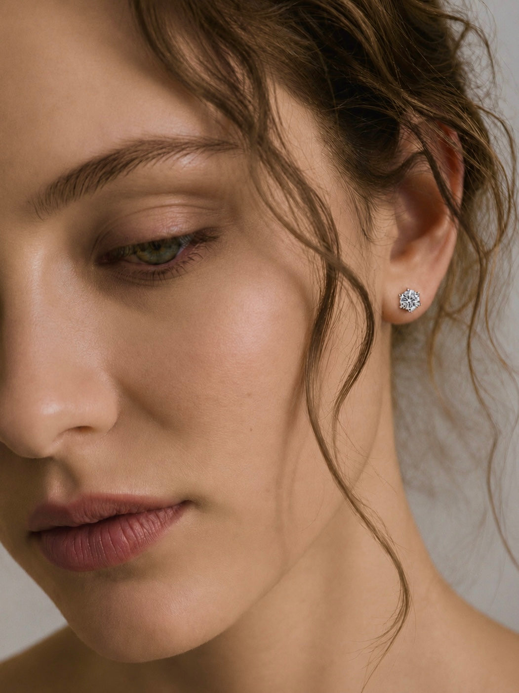 CLASSIC SOLITAIRE DIAMOND STUDS